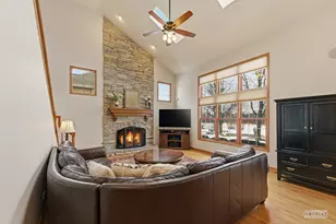 802 Diamond Head Dr W, Shorewood, IL 60404 - Photo 29