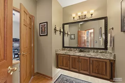 802 Diamond Head Drive W, Shorewood, IL 60404 - Photo 17