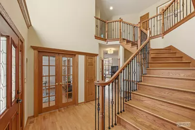 802 Diamond Head Drive W, Shorewood, IL 60404 - Photo 9