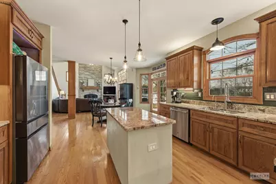 802 Diamond Head Drive W, Shorewood, IL 60404 - Photo 21