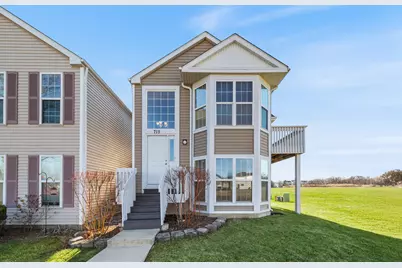 715 Four Seasons Boulevard, Aurora, IL 60504 - Photo 1