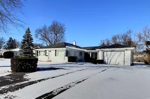 2946 Knollwood Ln, Glenview, IL 60025 - Photo 1