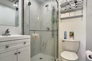 2946 Knollwood Ln, Glenview, IL 60025 - Photo 21