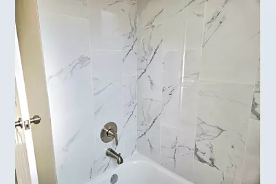 [Address not provided], Berwyn, IL 60402 - Photo 7