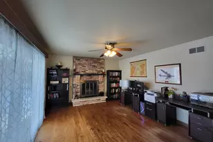 1421 Spruce Ln, Westmont, IL 60559 - Photo 15