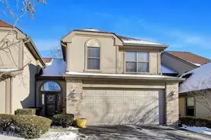 141 Chatsworth Cir, Schaumburg, IL 60194 - Photo 1