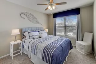 141 Chatsworth Cir, Schaumburg, IL 60194 - Photo 21