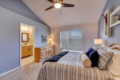 141 Chatsworth Circle, Schaumburg, IL 60194 - Photo 17