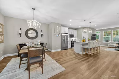 124 E Main Street, Cary, IL 60013 - Photo 7