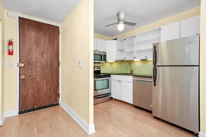 720 W Gordon Terrace #3B, Chicago, IL 60613 - Photo 5