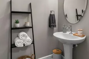 128 E Main St, Cary, IL 60013 - Photo 13