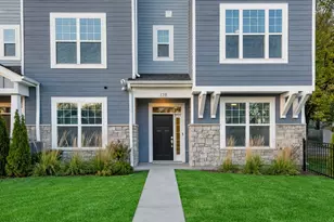 128 E Main St, Cary, IL 60013 - Photo 1