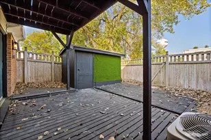 34W657 W Elm Ct, Saint Charles, IL 60174 - Photo 15