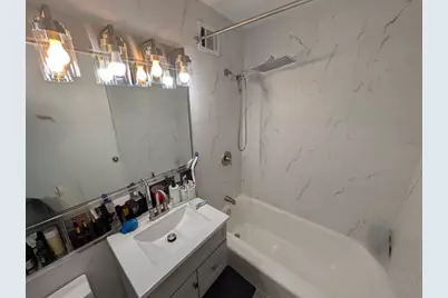 601 E 32 Street #503, Chicago, IL 60616 - Photo 7