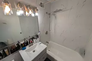 601 E 32nd St, Chicago, IL 60616 - Photo 7