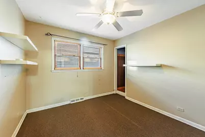 11153 S Avenue L, Chicago, IL 60617 - Photo 13