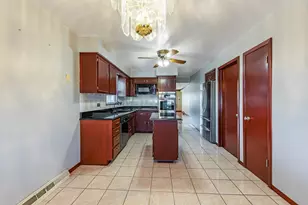 11153 S Ave L, Chicago, IL 60617 - Photo 17