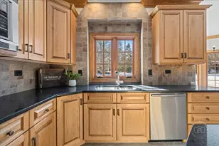 7N224 Whispering Trail, Saint Charles, IL 60175 - Photo 11