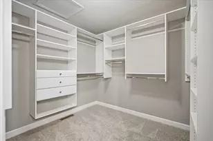 11 Spruce Ct, Bloomington, IL 61704 - Photo 17