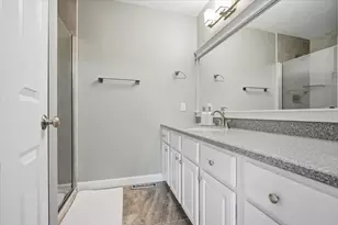 11 Spruce Ct, Bloomington, IL 61704 - Photo 21