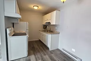 850 E Old Willow Rd, Prospect Heights, IL 60070 - Photo 5