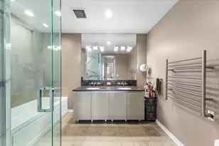 600 N Fairbanks Ct, Chicago, IL 60611 - Photo 17