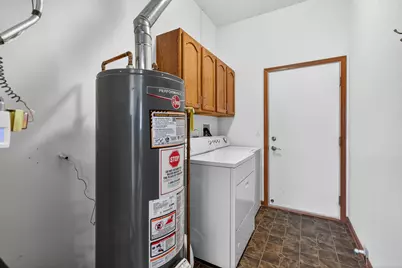 16459 Buckner Pond Way, Crest Hill, IL 60403 - Photo 23