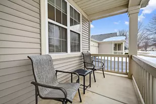 16459 Buckner Pond Wy, Crest Hill, IL 60403 - Photo 3