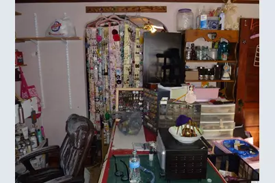 390 W 4th Street, Dallas City, IL 62330 - Photo 17