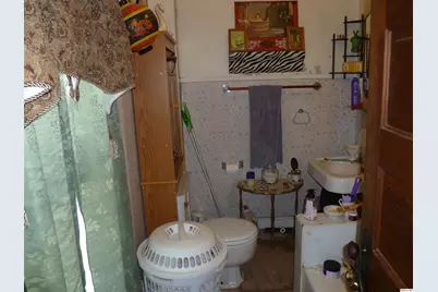 390 W 4th Street, Dallas City, IL 62330 - Photo 15