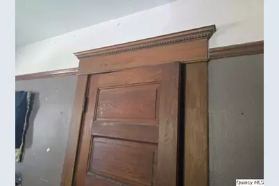390 W 4th Street, Dallas City, IL 62330 - Photo 13