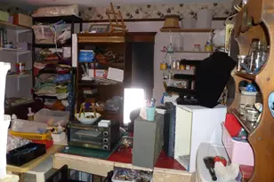 390 W 4th St, Dallas City, IL 62330 - Photo 13