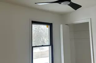 101 Oakwood Dr, Bolingbrook, IL 60440 - Photo 11