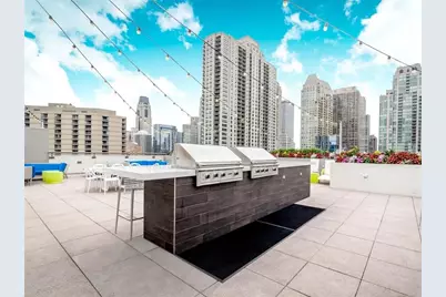 77 W Huron Street #1803, Chicago, IL 60654 - Photo 13