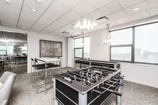 77 W Huron St, Chicago, IL 60654 - Photo 17