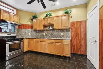 4858 W Chase Avenue, Lincolnwood, IL 60712 - Photo 33
