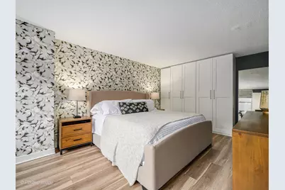 3033 N Sheridan Road #M1, Chicago, IL 60657 - Photo 13