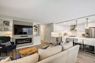 3033 N Sheridan Rd, Chicago, IL 60657 - Photo 5