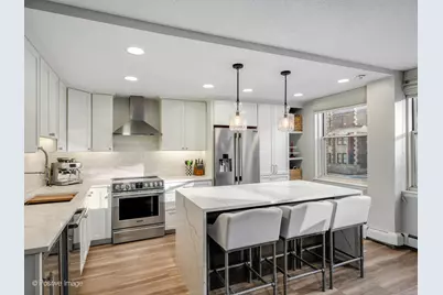 3033 N Sheridan Road #M1, Chicago, IL 60657 - Photo 7