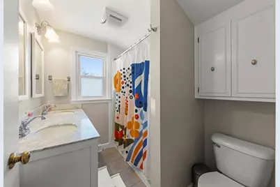 425 Wakeman Avenue, Wheaton, IL 60187 - Photo 19