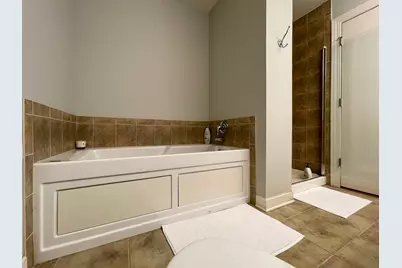 451 W Huron Street #709, Chicago, IL 60654 - Photo 13