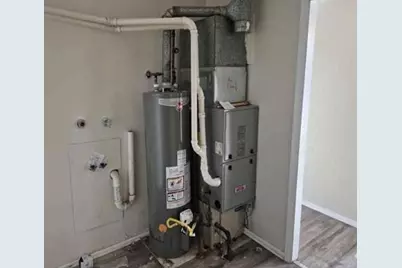 225 E Ogden Street, Capron, IL 61012 - Photo 13