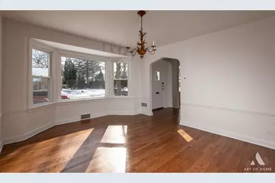 6908 N Mendota Avenue, Chicago, IL 60646 - Photo 11