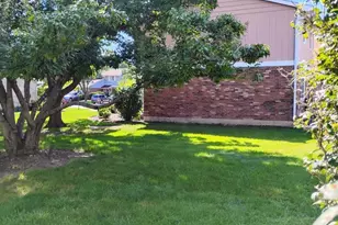1616 Dundee Dr, Wheaton, IL 60189 - Photo 3