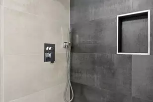 6311 N Lawndale Ave, Chicago, IL 60659 - Photo 19