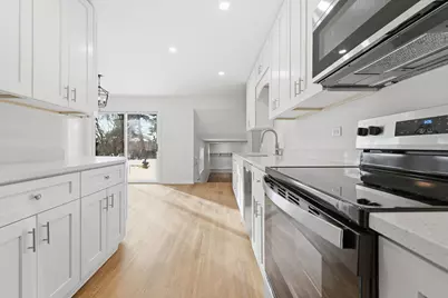 15606 Hollyhock Court, Orland Park, IL 60462 - Photo 11