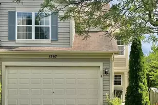 1267 Derby Ln, Mundelein, IL 60060 - Photo 1
