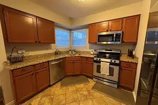 1267 Derby Ln, Mundelein, IL 60060 - Photo 5