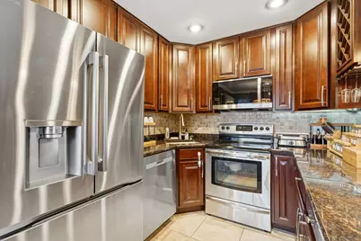 6700 S Brainard Avenue #225, Countryside, IL 60525 - Photo 7