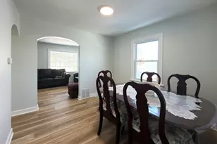 1645 Illinois St, Des Plaines, IL 60016 - Photo 13